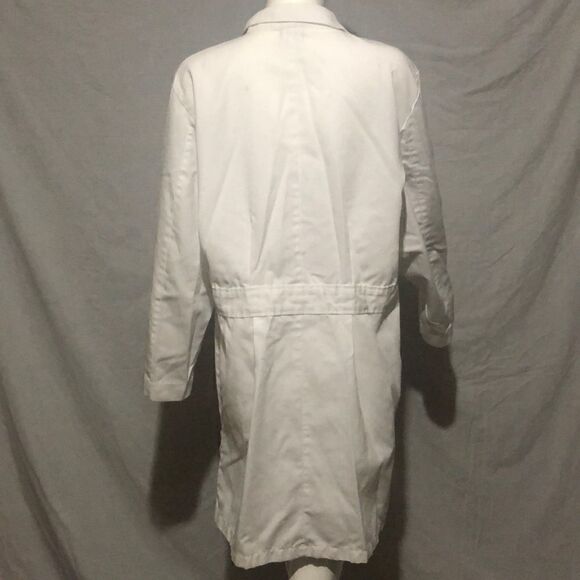 Meta Lab Coat - Picture 4 of 5